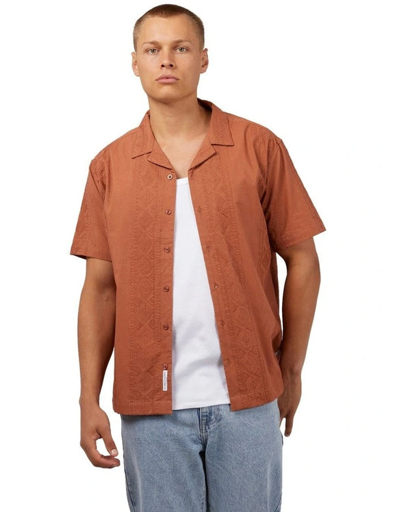 SILENT THEORY|Hendricks Short Sleeve Shirt in Tan