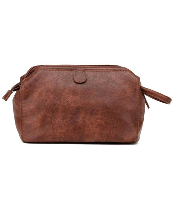 |VEGAN LEATHER WASH BAG -BRANDY BROWN