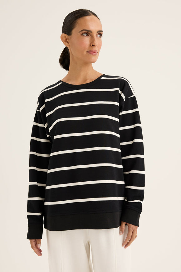 YARRA TRAIL INFINITY SWEAT BLACK / ECRU